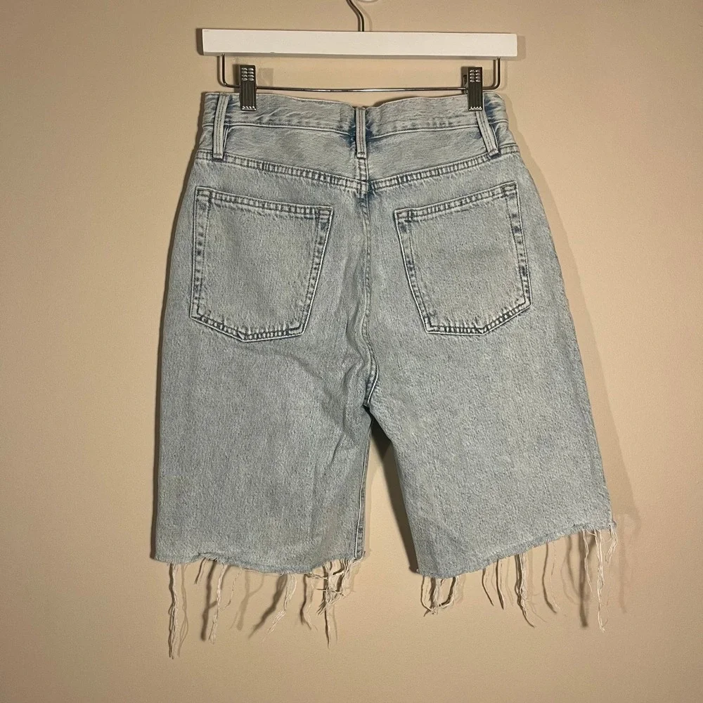 FRAME Denim Long Cutoff Shorts Light Wash Frayed Hem High Rise Size 27 Jorts